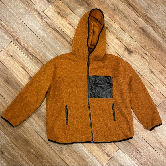 Teddy Jacket with Hood - Picture 7 of 8